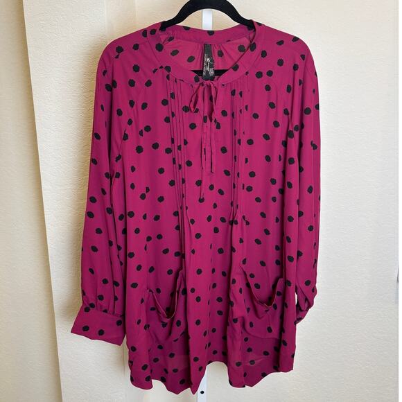 Melissa McCarthy Seven Womens Raspberry Pink Polka Dot Plus Size Blouse 1X NWT - Picture 2 of 7